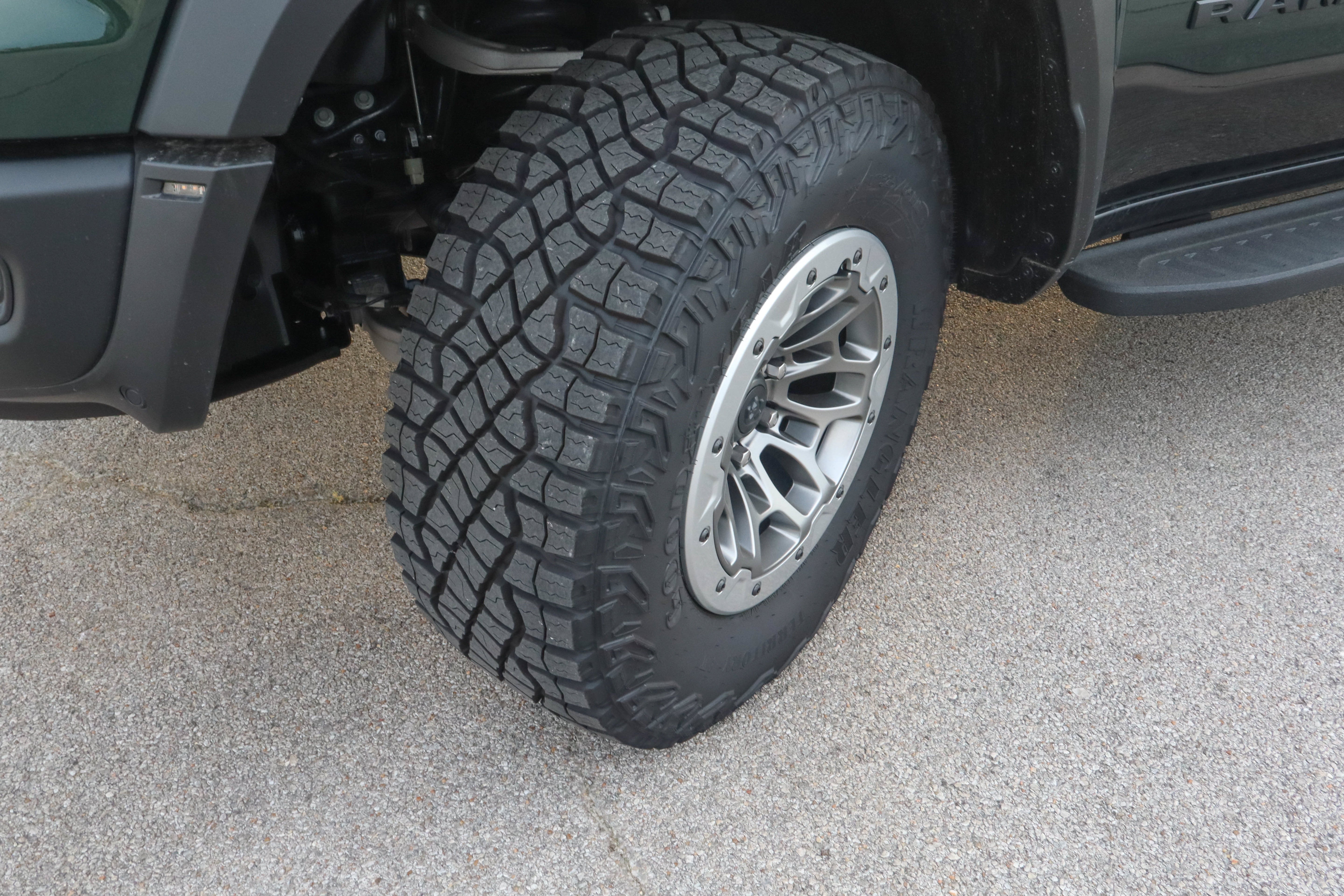 2026 RAM 1500 RHO 4x4 Crew Cab 5'7 Box