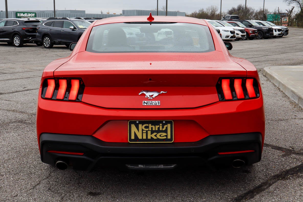 2024 Ford Mustang EcoBoost Fastback