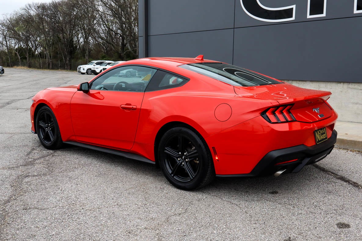 2024 Ford Mustang EcoBoost Fastback