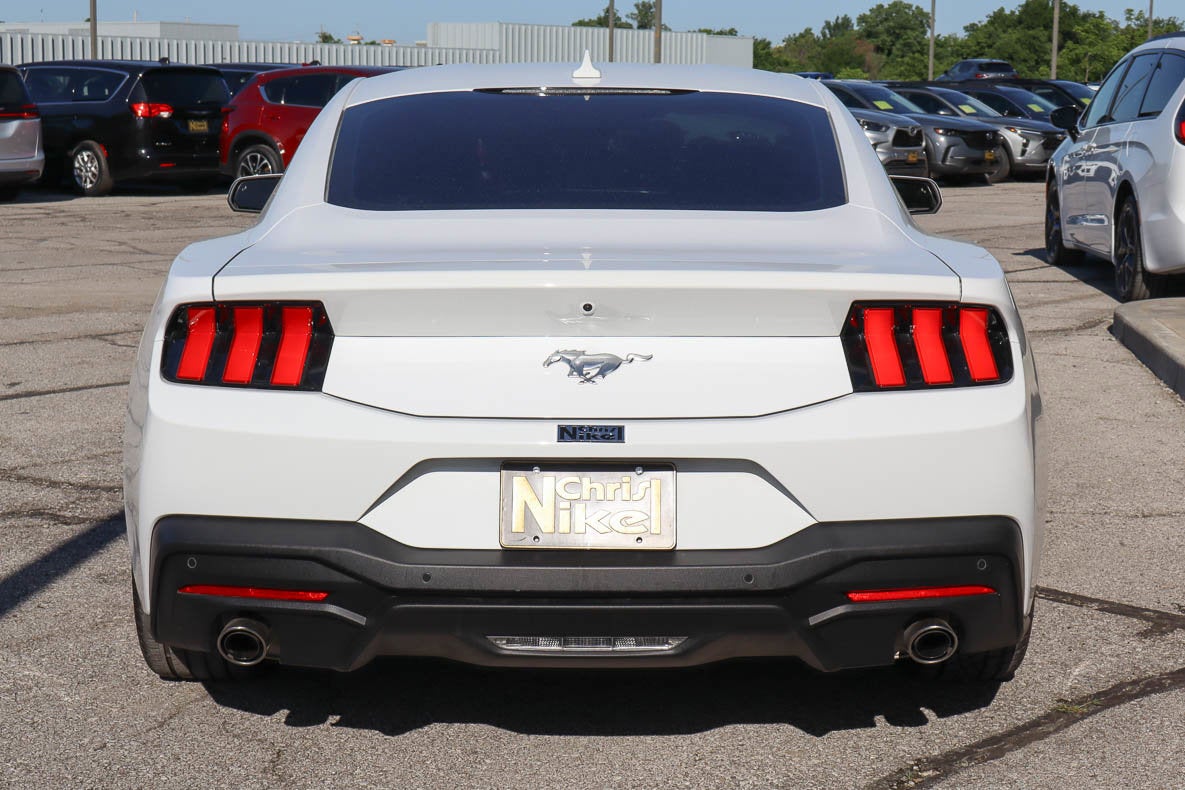 2024 Ford Mustang EcoBoost Fastback