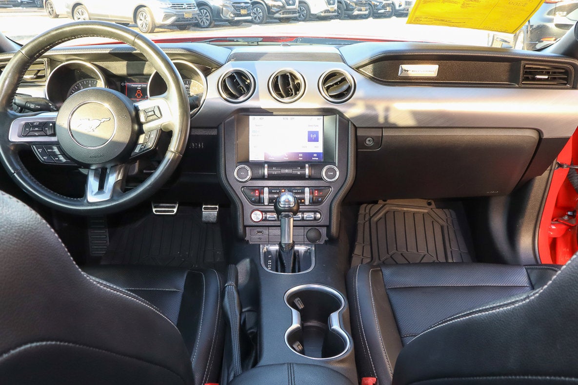 2022 Ford Mustang EcoBoost Premium