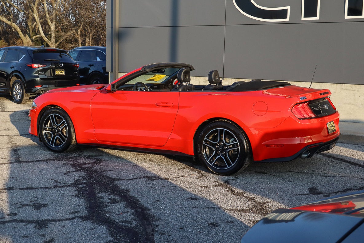 2022 Ford Mustang EcoBoost Premium