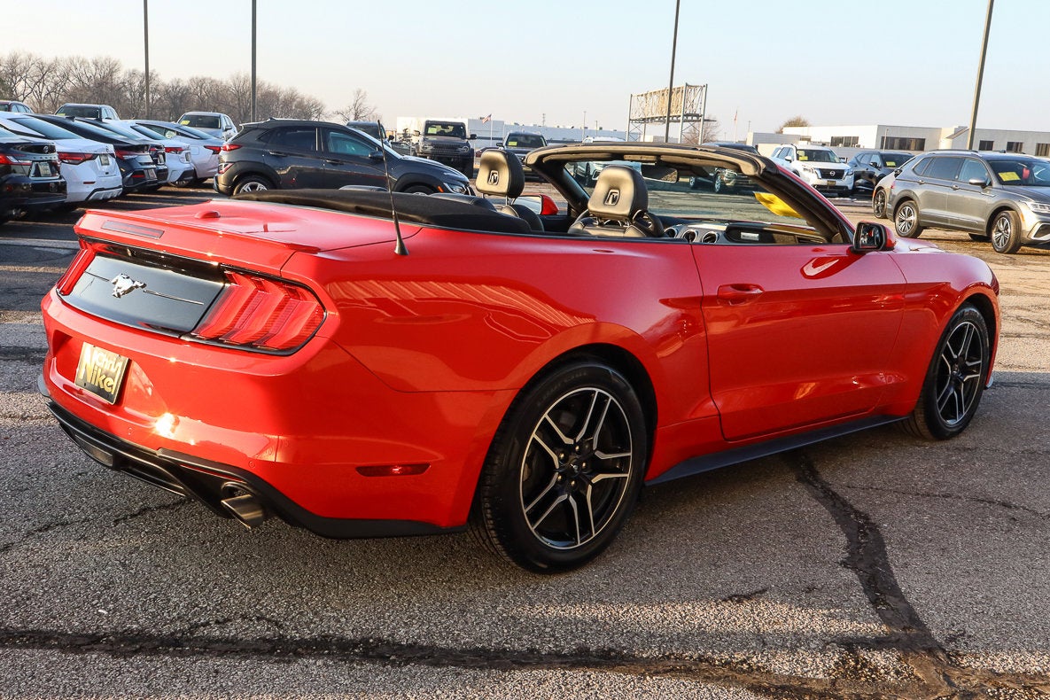2022 Ford Mustang EcoBoost Premium