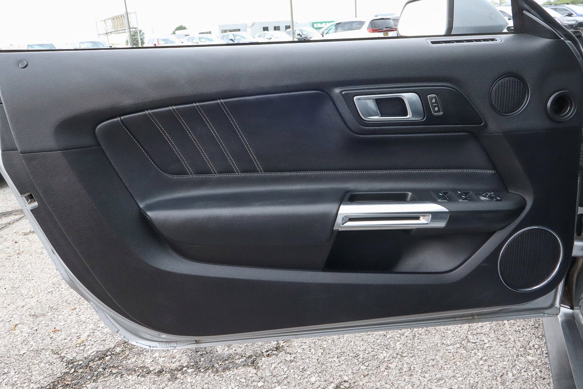 2022 Ford Mustang EcoBoost Premium