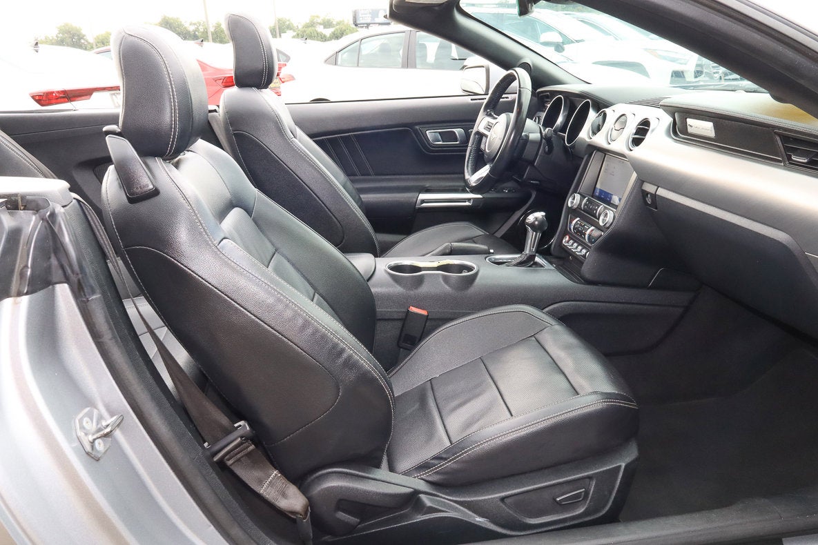 2022 Ford Mustang EcoBoost Premium