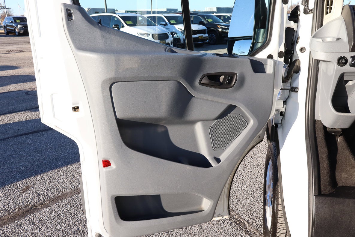 2016 Ford Transit Wagon XLT