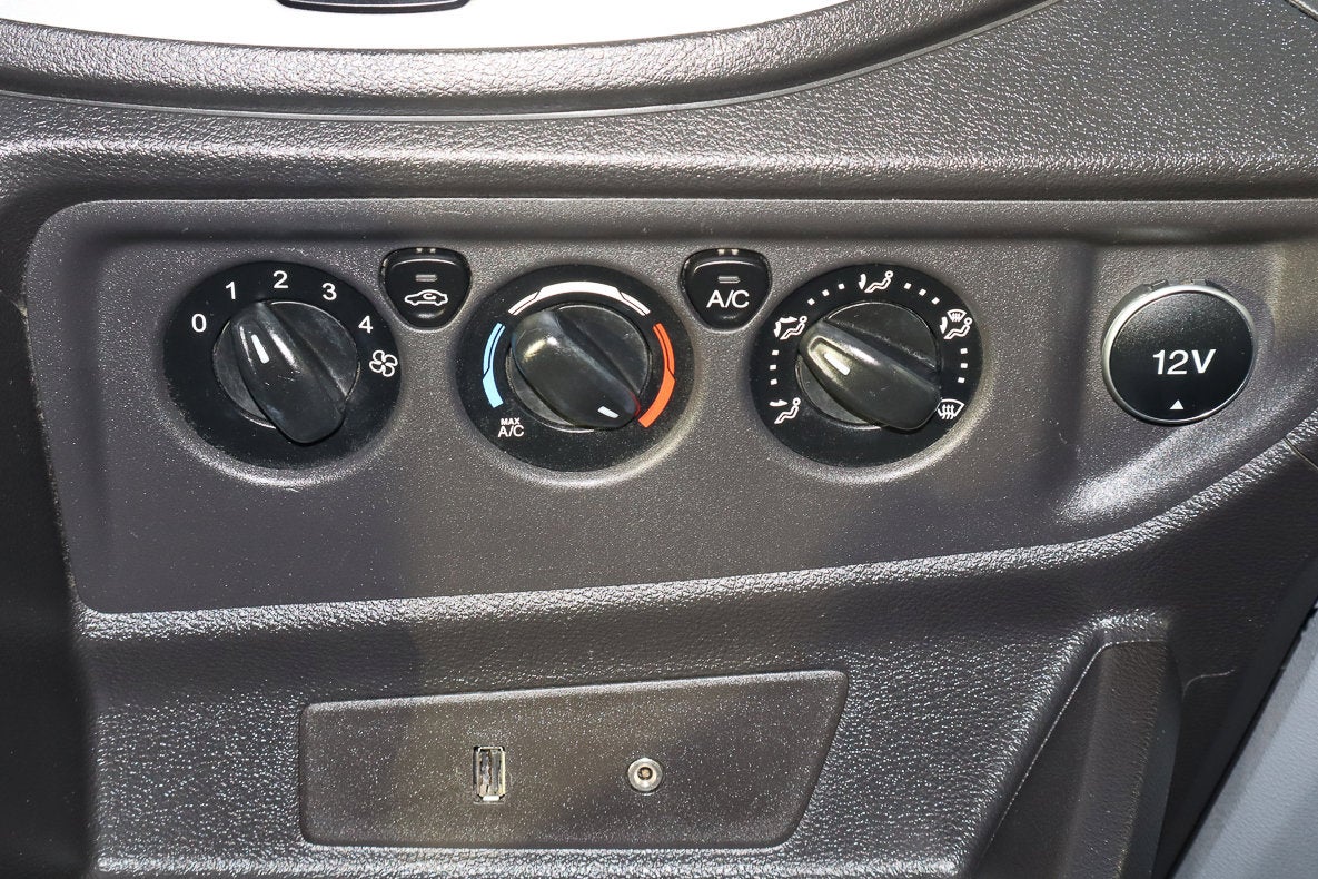 2016 Ford Transit Wagon XLT