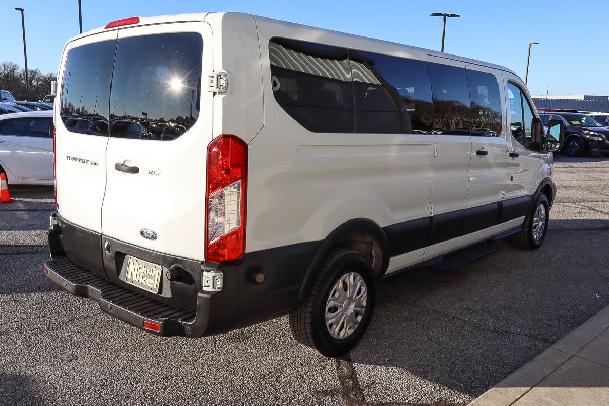 2016 Ford Transit Wagon XLT