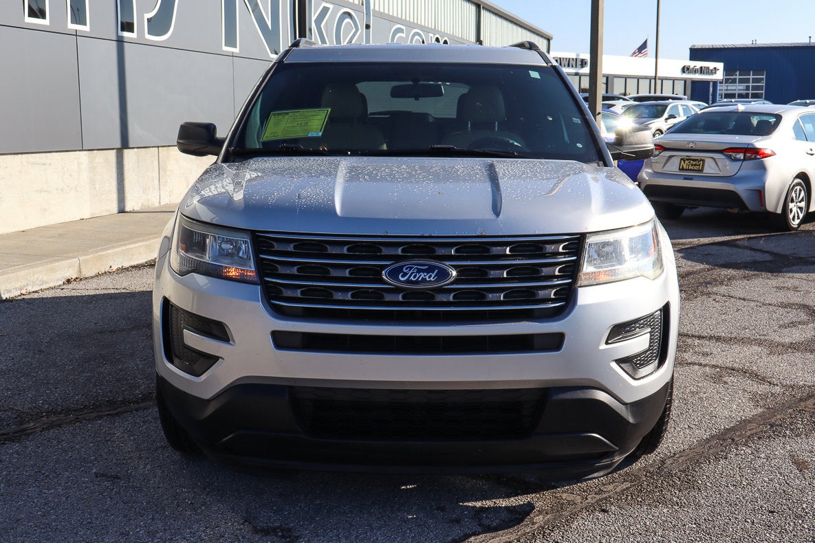 2017 Ford Explorer Base