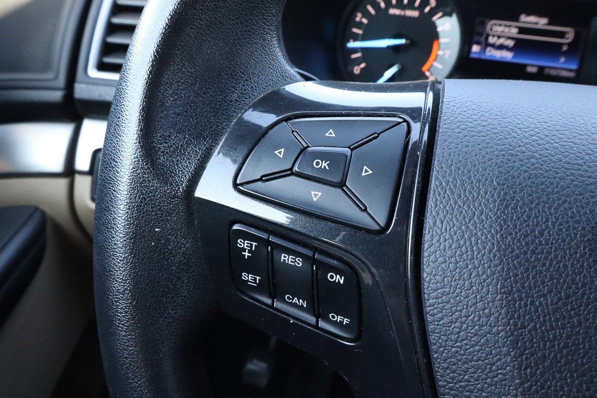 2017 Ford Explorer Base