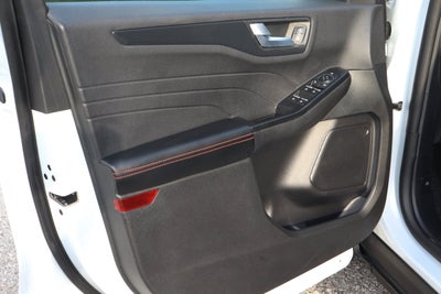 2025 Ford Escape ST-Line FWD