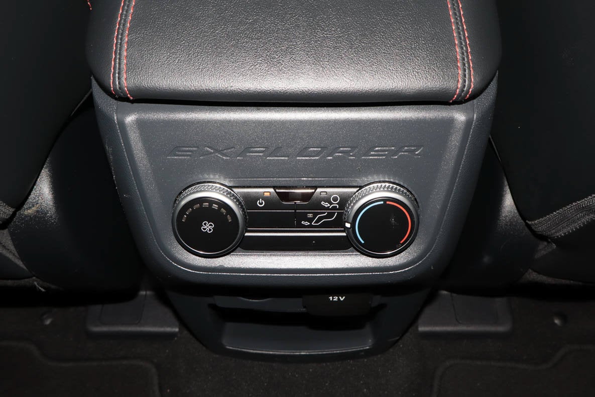 2025 Ford Explorer ST-Line 4WD