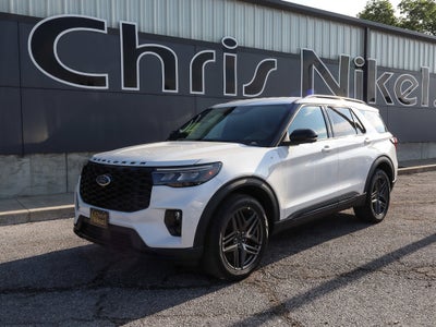 2025 Ford Explorer ST-Line 4WD