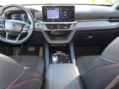 2025 Ford Explorer ST-Line 4WD