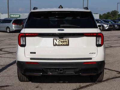 2025 Ford Explorer ST-Line 4WD