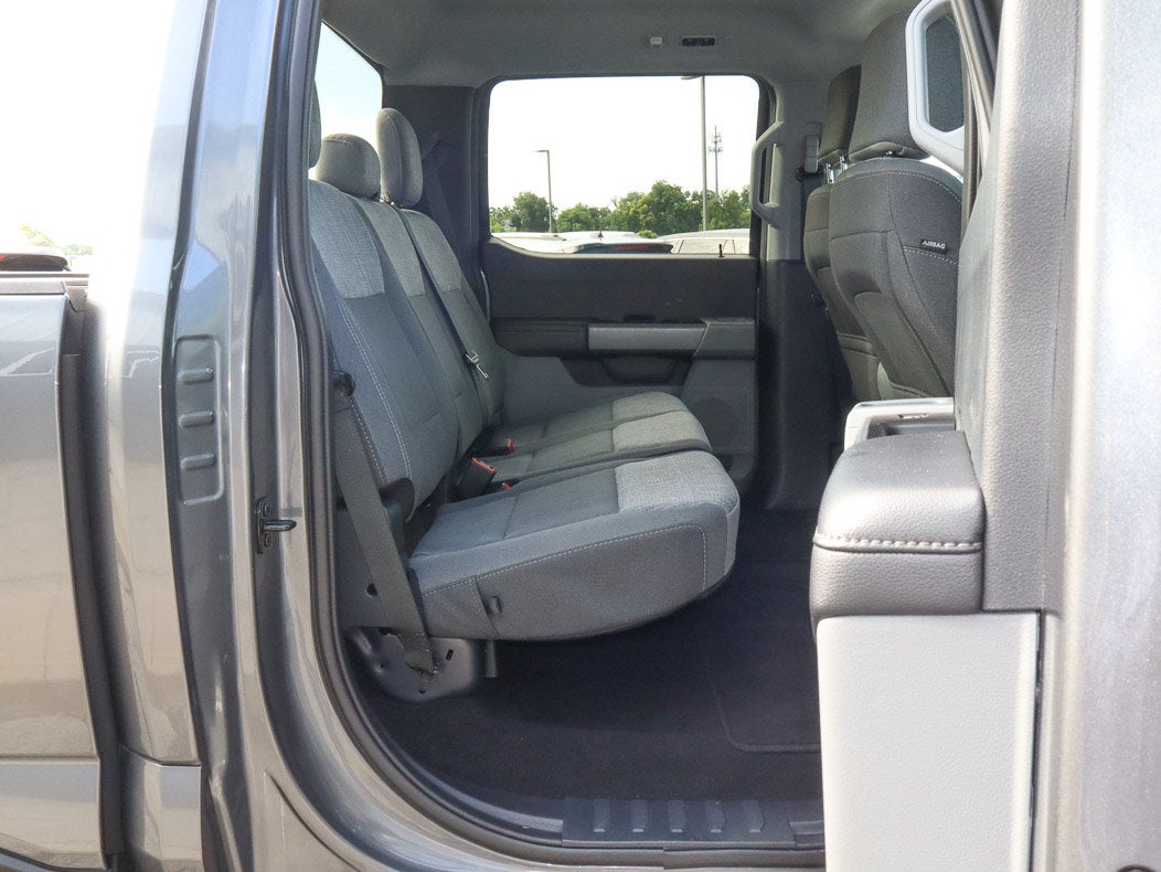 2024 Ford Super Duty F-250 SRW XLT 4WD Crew Cab 6.75' Box