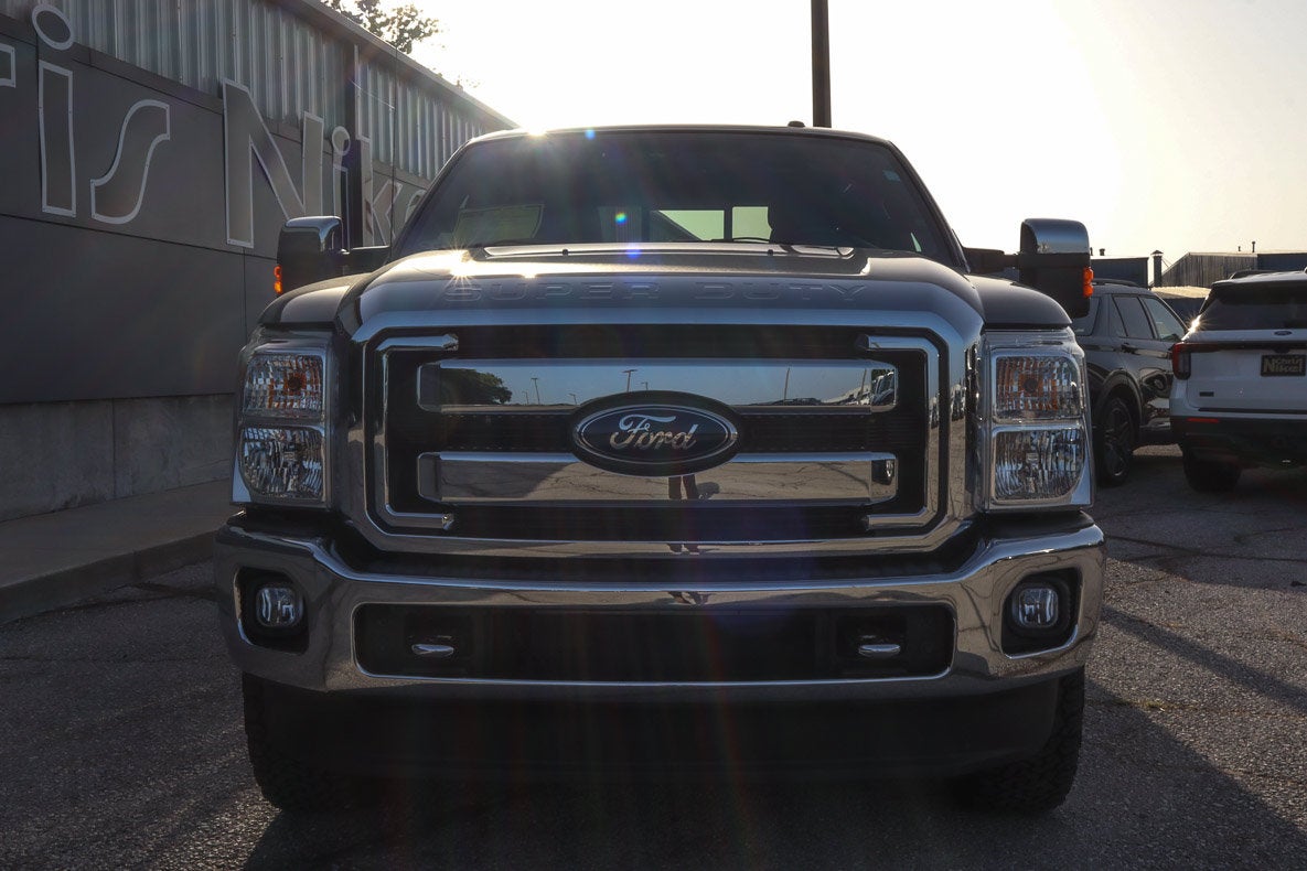 2011 Ford Super Duty F-250 SRW 4WD Crew Cab 156 Lariat