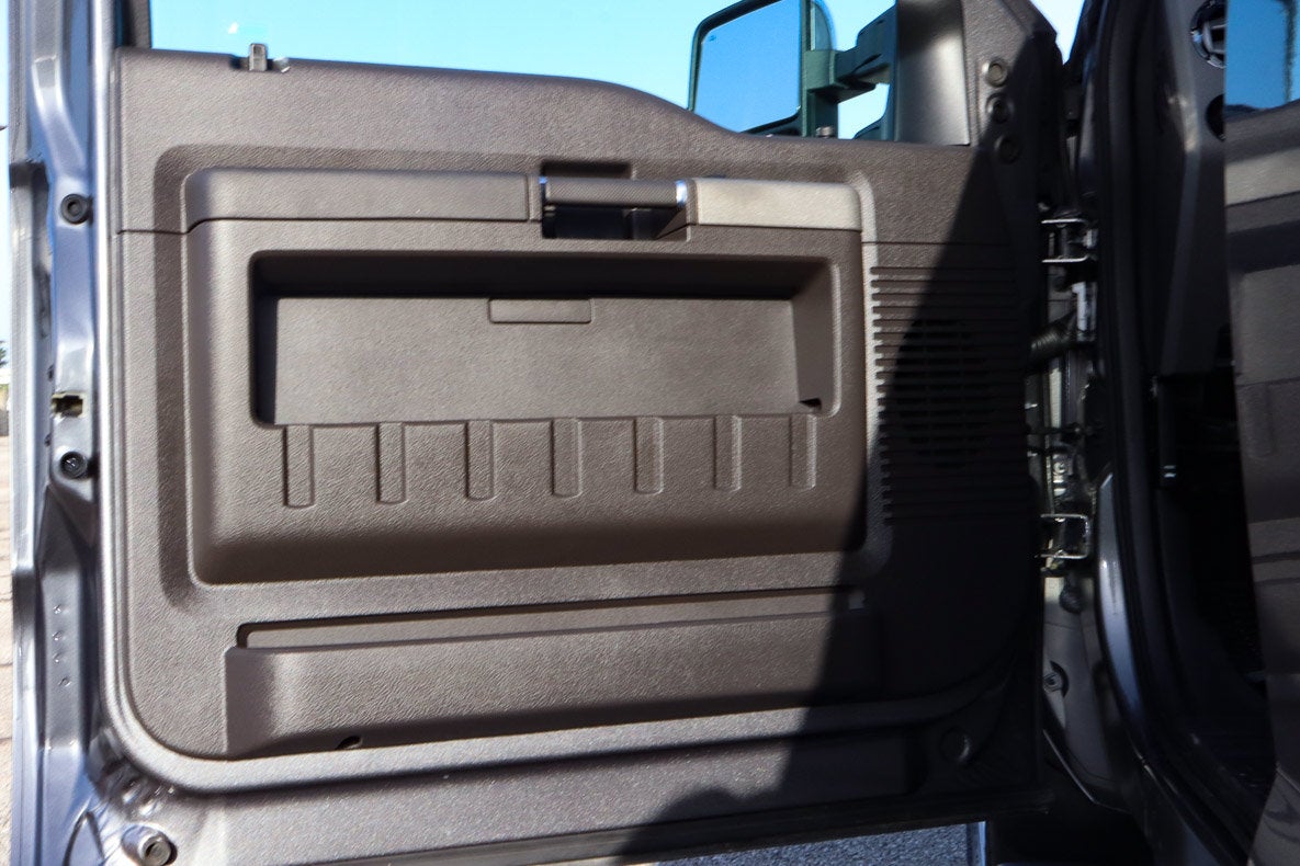 2011 Ford Super Duty F-250 SRW 4WD Crew Cab 156 Lariat