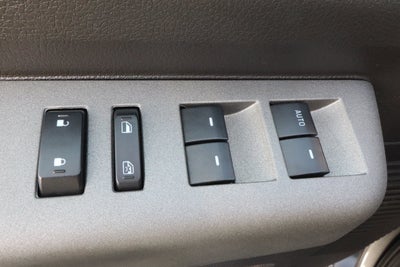 2011 Ford Super Duty F-250 SRW 4WD Crew Cab 156 Lariat