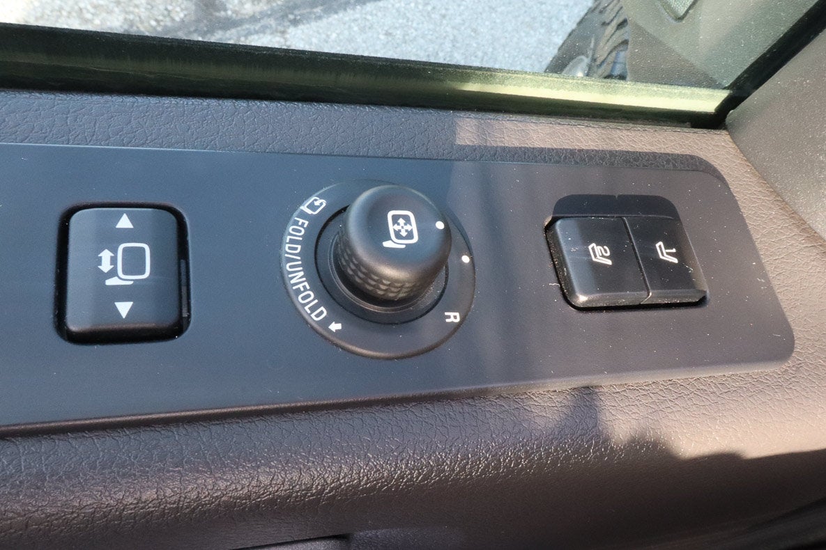 2011 Ford Super Duty F-250 SRW 4WD Crew Cab 156 Lariat