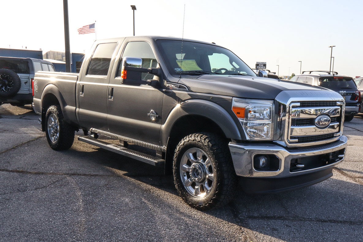 2011 Ford Super Duty F-250 SRW 4WD Crew Cab 156 Lariat