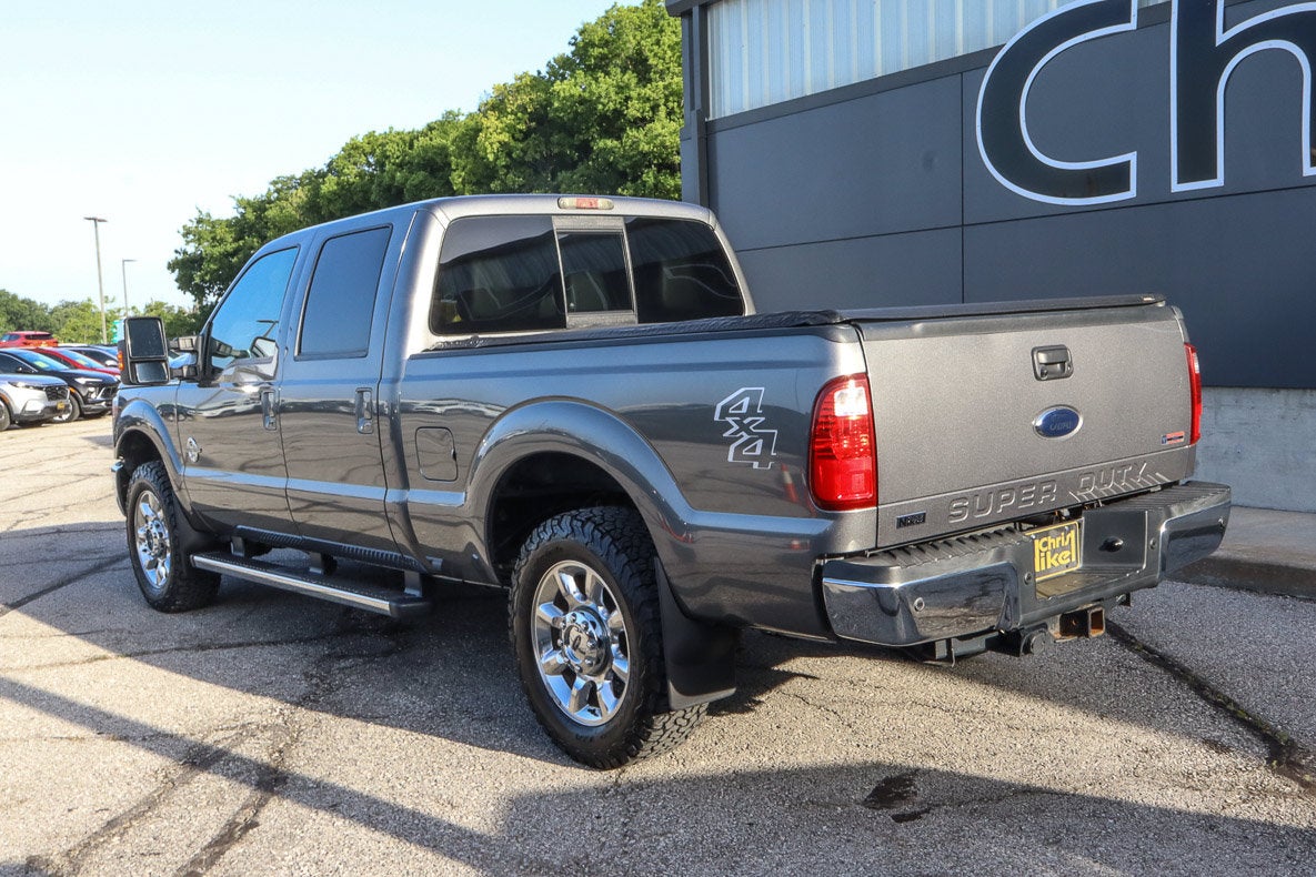 2011 Ford Super Duty F-250 SRW 4WD Crew Cab 156 Lariat