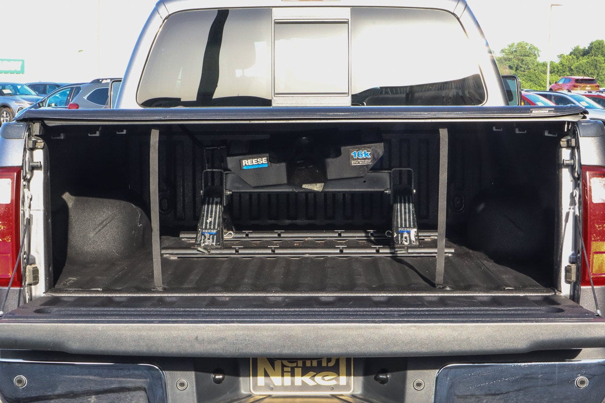 2011 Ford Super Duty F-250 SRW 4WD Crew Cab 156 Lariat