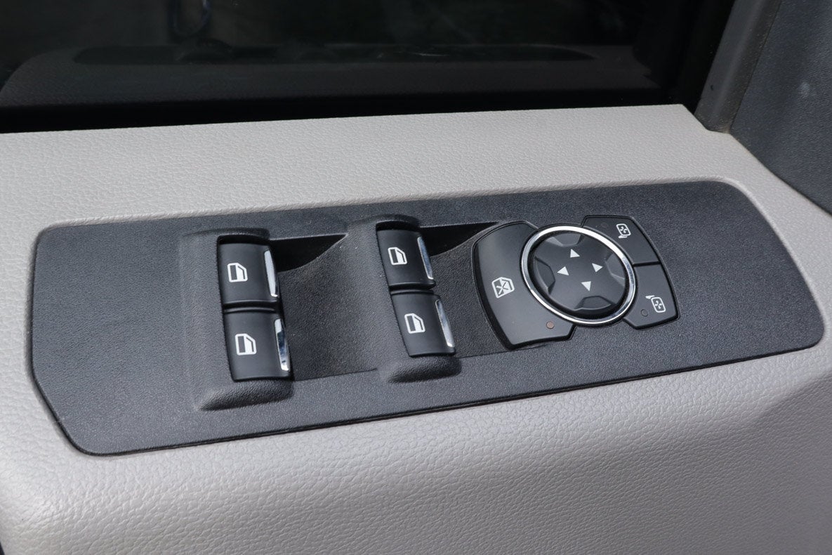 2020 Ford Super Duty F-350 DRW Limited 4WD Crew Cab 8' Box