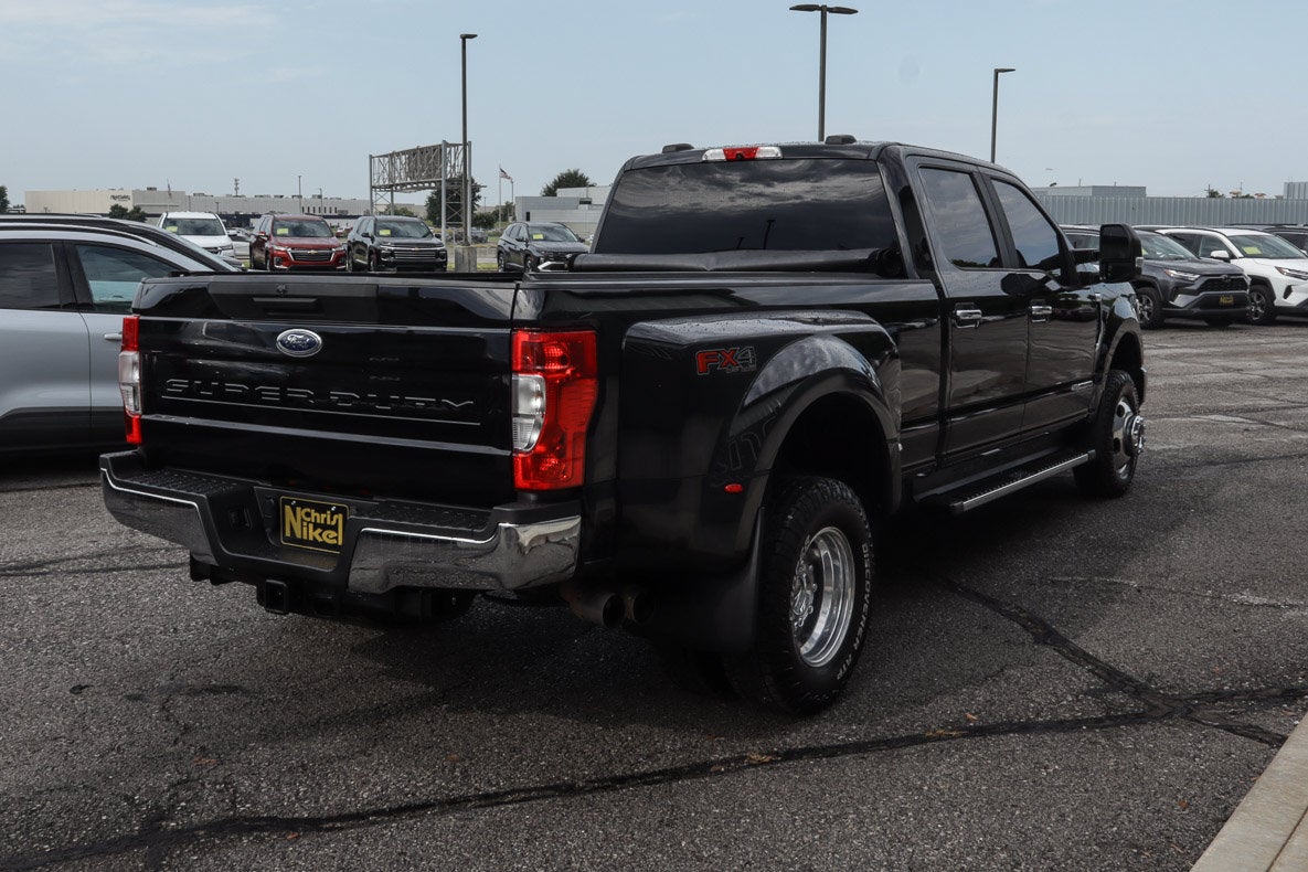2020 Ford Super Duty F-350 DRW Limited 4WD Crew Cab 8' Box