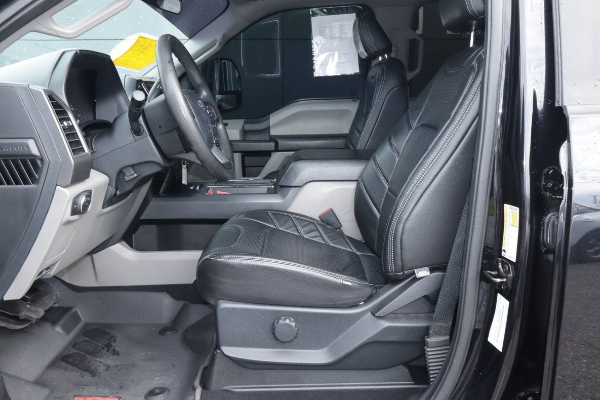 2020 Ford Super Duty F-350 DRW Limited 4WD Crew Cab 8' Box