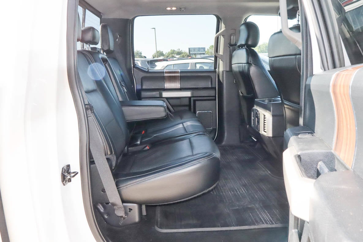 2016 Ford F-150 4WD SuperCrew 145 Lariat