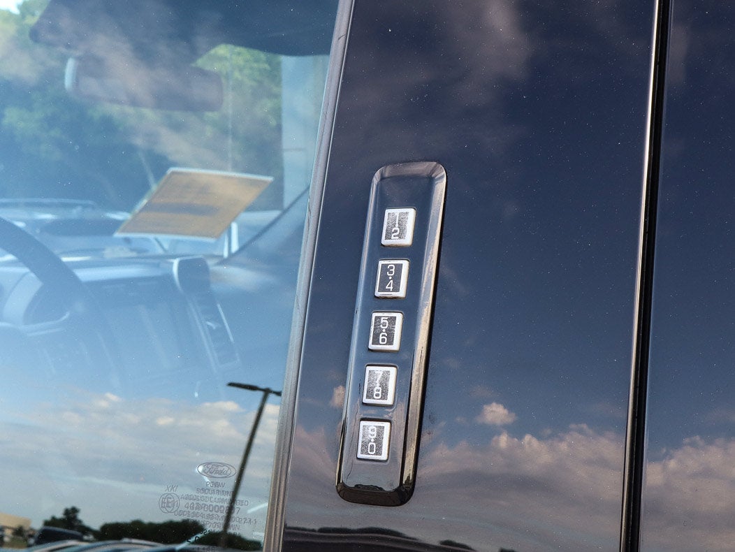 2018 Ford F-150 Base