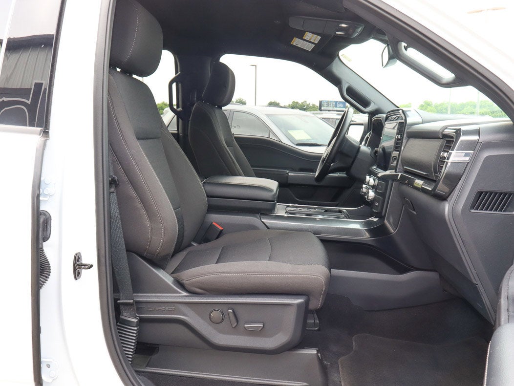 2023 Ford F-150 Base