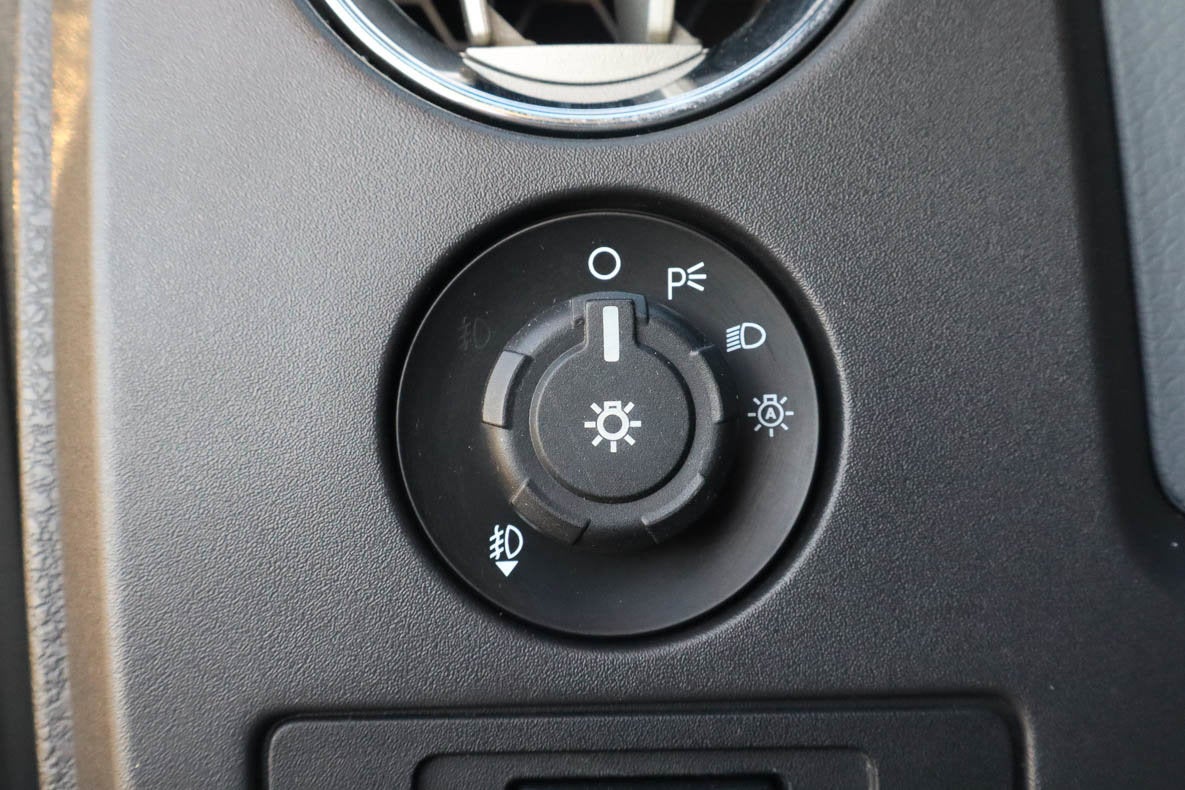 2013 Ford F-150 4WD SuperCrew 145 XLT