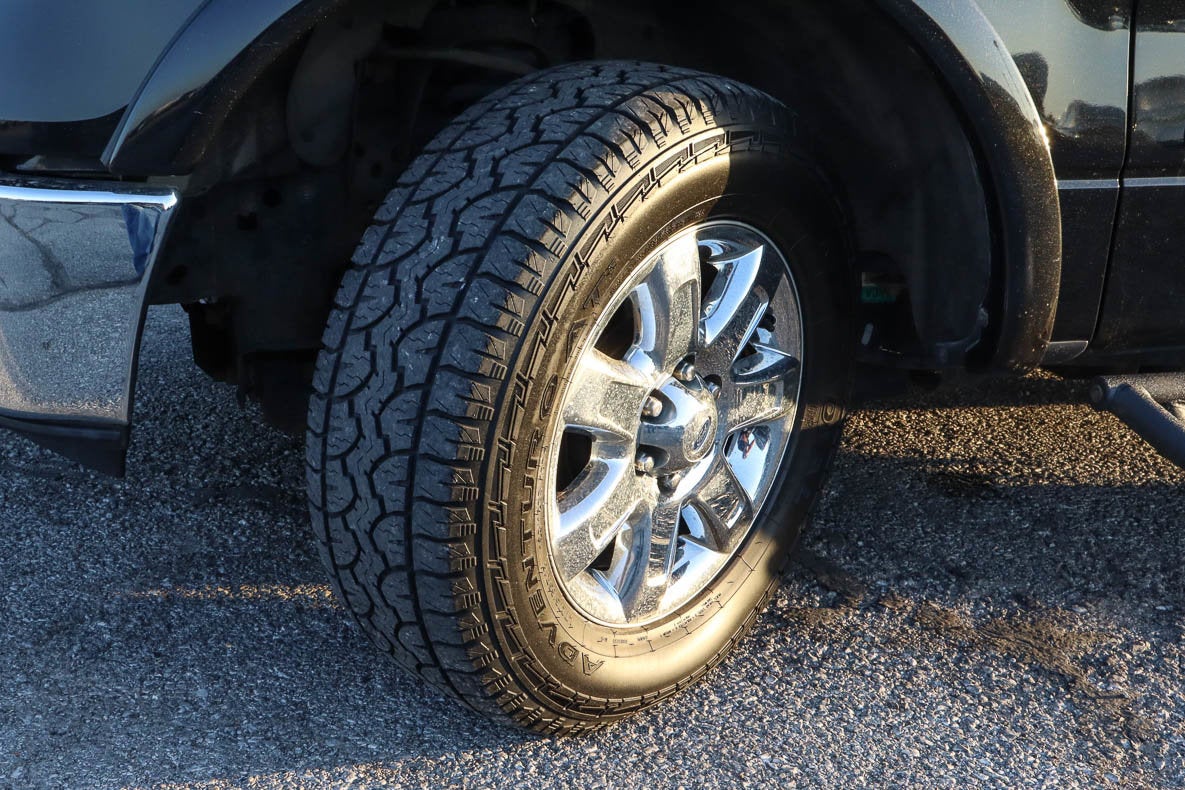 2013 Ford F-150 4WD SuperCrew 145 XLT