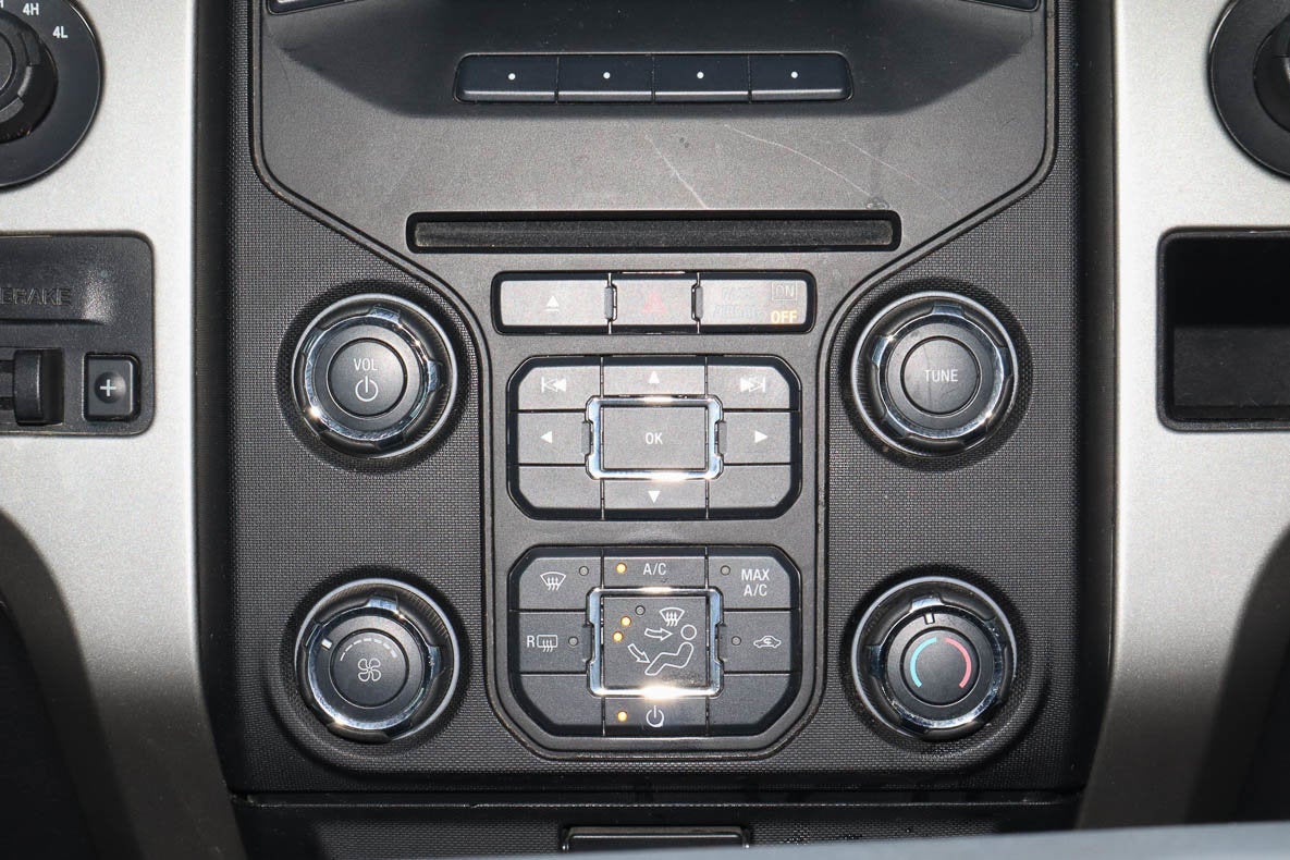 2013 Ford F-150 4WD SuperCrew 145 XLT