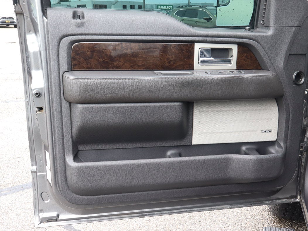 2014 Ford F-150 4WD SuperCrew 145 Platinum