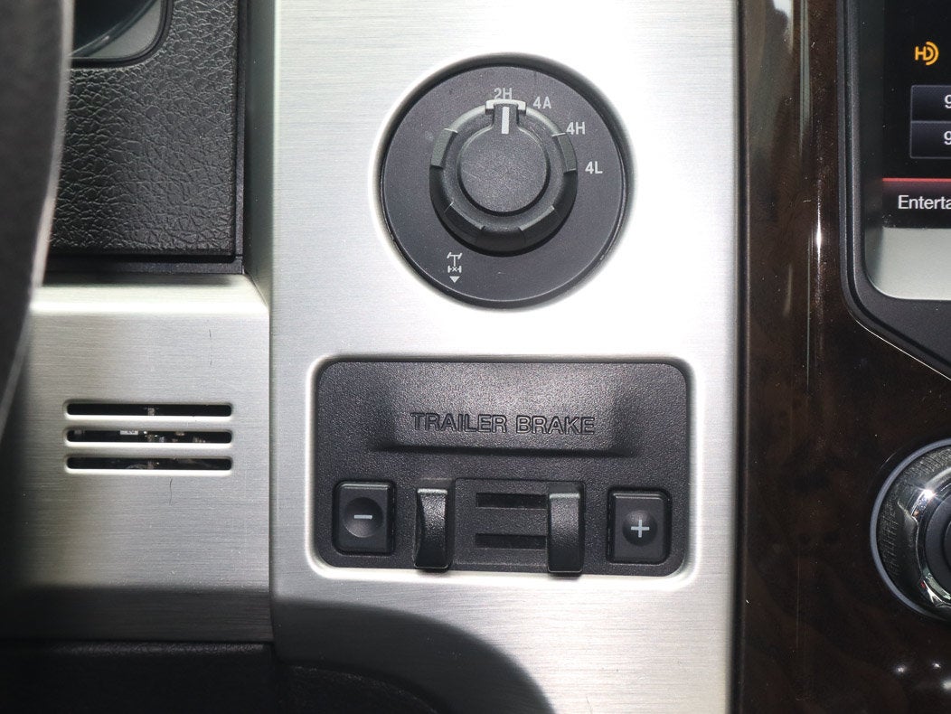 2014 Ford F-150 4WD SuperCrew 145 Platinum