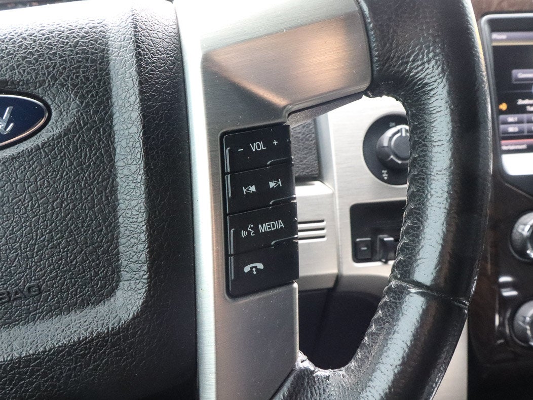 2014 Ford F-150 4WD SuperCrew 145 Platinum