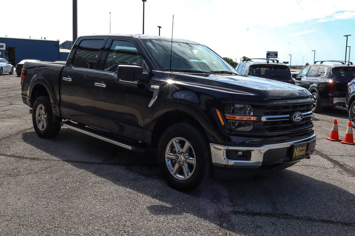 2025 Ford F-150 XLT 4WD SuperCrew 5.5' Box