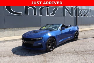 2019 Chevrolet Camaro 2dr Conv 1SS