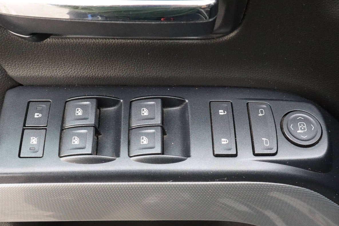 2019 Chevrolet Silverado 2500HD 4WD Crew Cab 153.7 LT