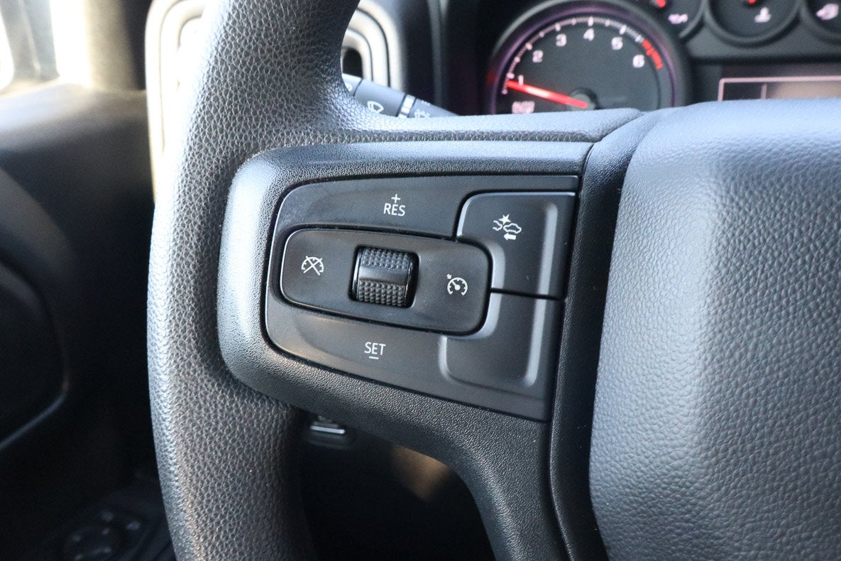2023 Chevrolet Silverado 1500 4WD Crew Cab 147 Custom