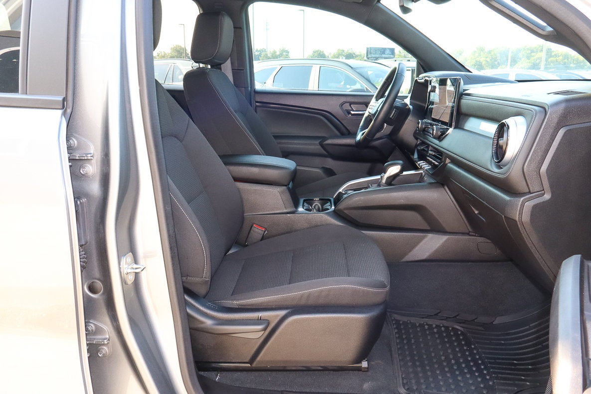 2023 Chevrolet Colorado 2WD LT