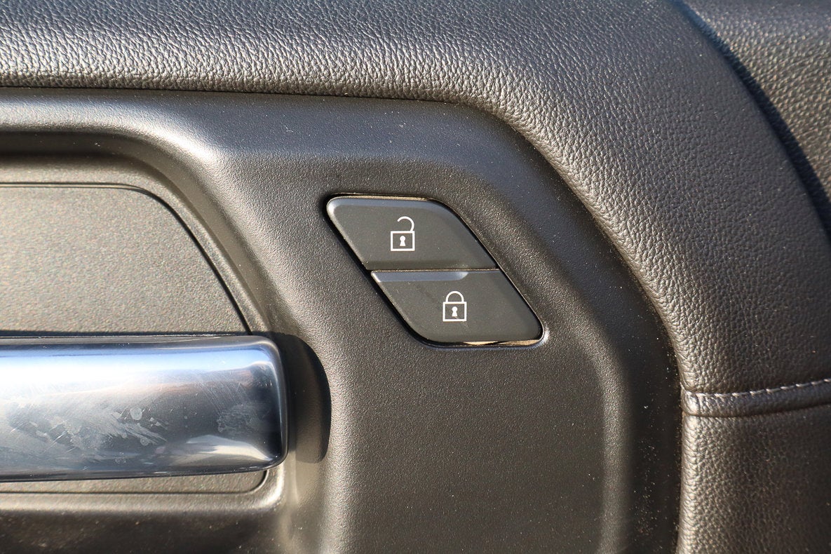 2020 Chevrolet Silverado 1500 4WD Double Cab 147 LT