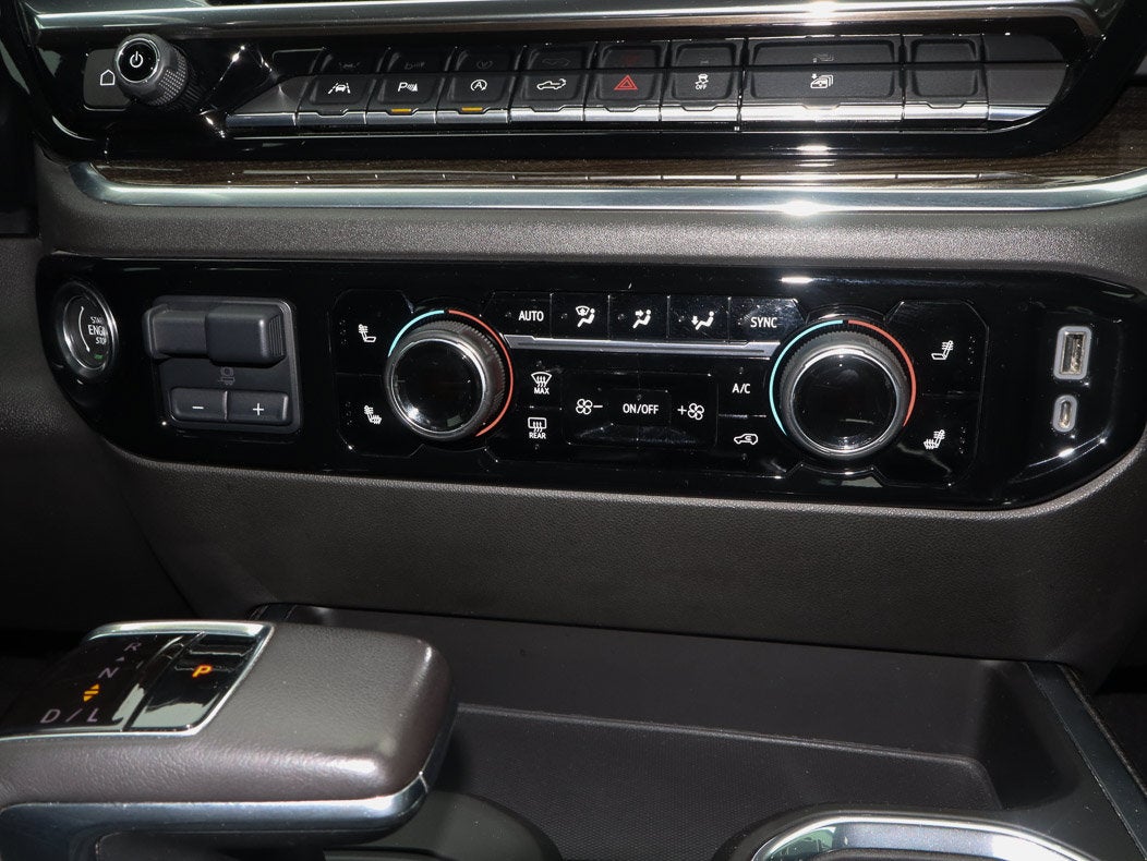 2022 Chevrolet Silverado 1500 4WD Crew Cab 147 RST