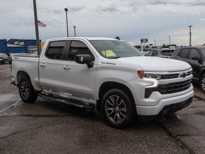 2022 Chevrolet Silverado 1500 4WD Crew Cab 147 RST