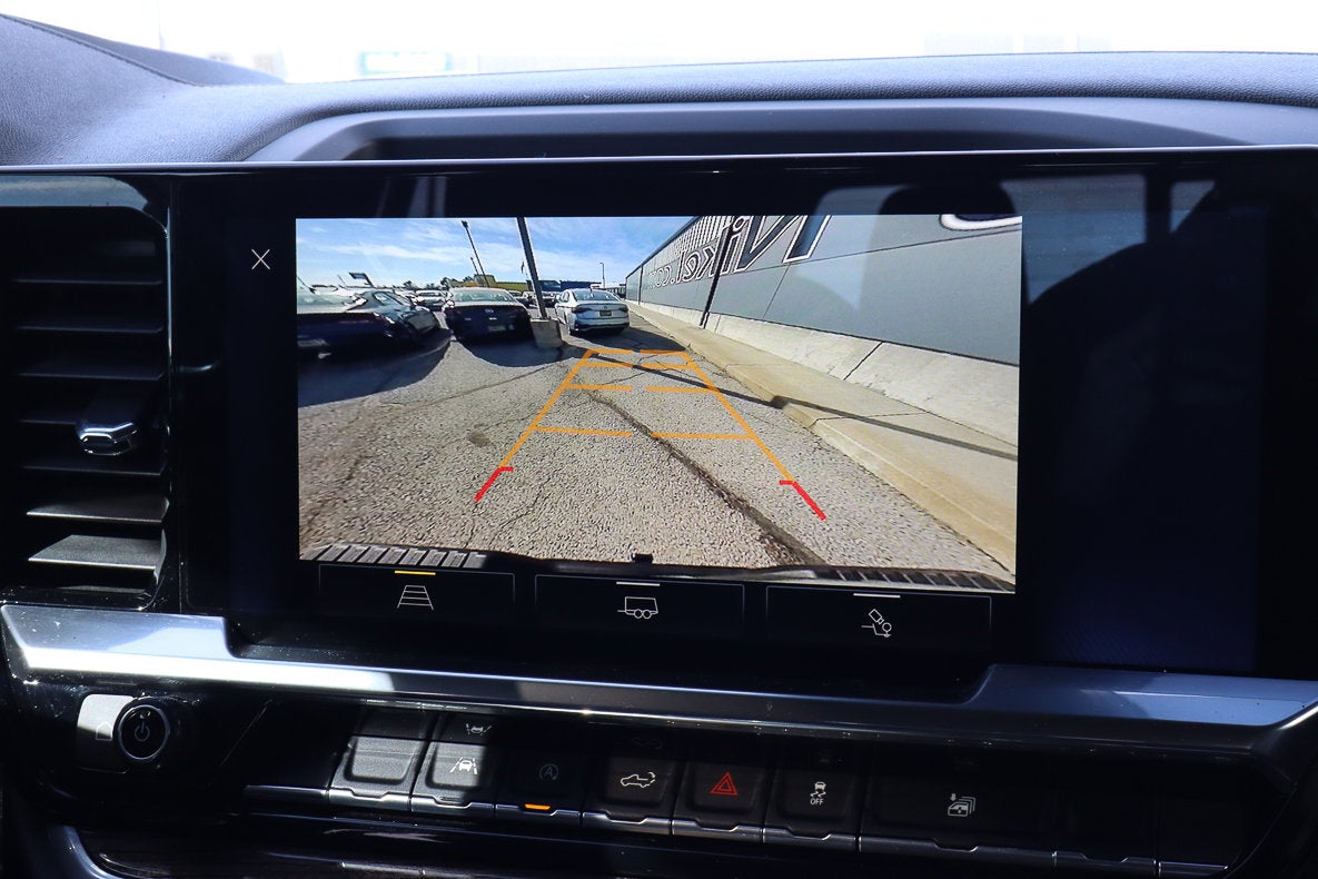 2022 Chevrolet Silverado 1500 4WD Crew Cab 147 RST