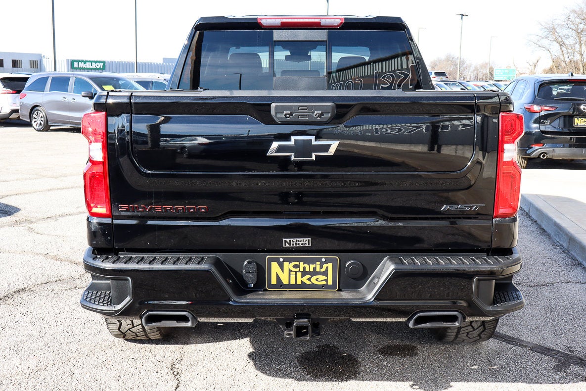 2022 Chevrolet Silverado 1500 4WD Crew Cab 147 RST