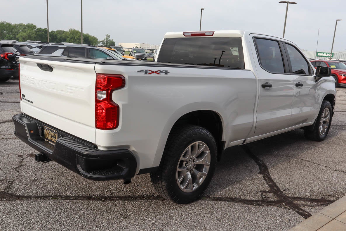 2022 Chevrolet Silverado 1500 LTD 4WD Crew Cab 157 Work Truck